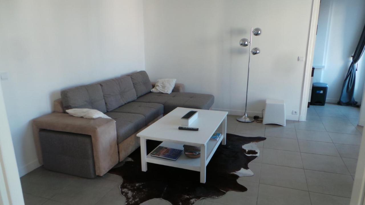 2 Pieces, Centre Ville, 50 Metres Plages Et Mer. Apartment Menton
