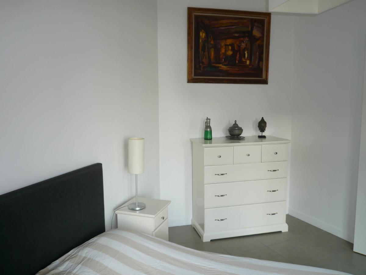 Apartment 2 Pieces, Centre Ville, 50 Metres Plages Et Mer. Menton